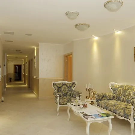 Ξενοδοχείο με διαμερίσματα Apartments In Esteban Complex 2*