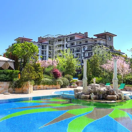 Ξενοδοχείο με διαμερίσματα Apartments In Esteban Complex 2*