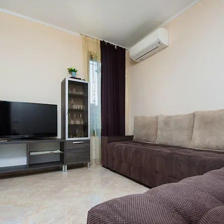 Ξενοδοχείο με διαμερίσματα Apartments In Esteban Complex 2*