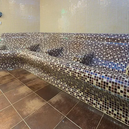 Aparthotel Esteban VIP Residence Club 2*