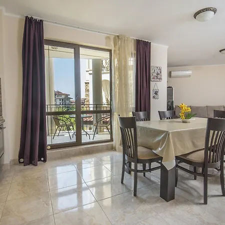 Esteban VIP Residence Club 2* Nesebar